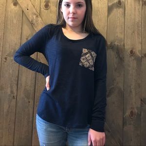 Patterned long sleeve